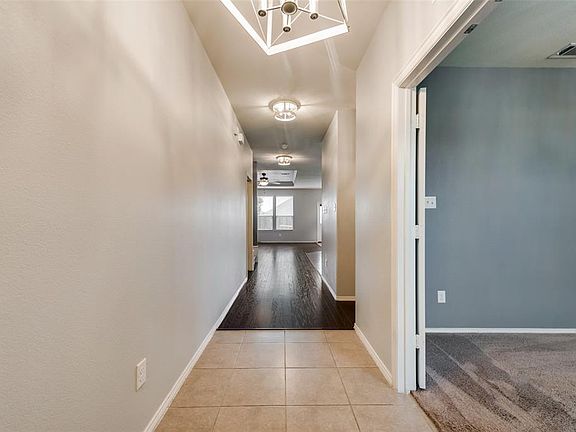 2nd image of 2057 Rosebury Ln