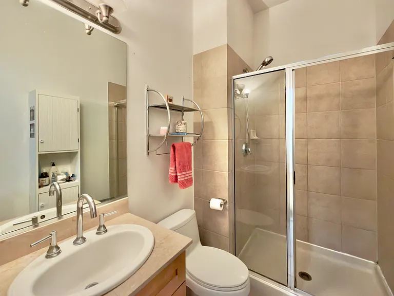 2328 Champlain St NW #420 — Photo 14