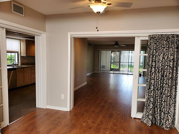 Den / Office area