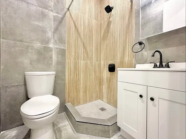 1118 Willoughby Avenue image 14 of 16