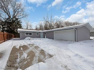 9145 Cranbrook Dr, Northfield, OH 44067