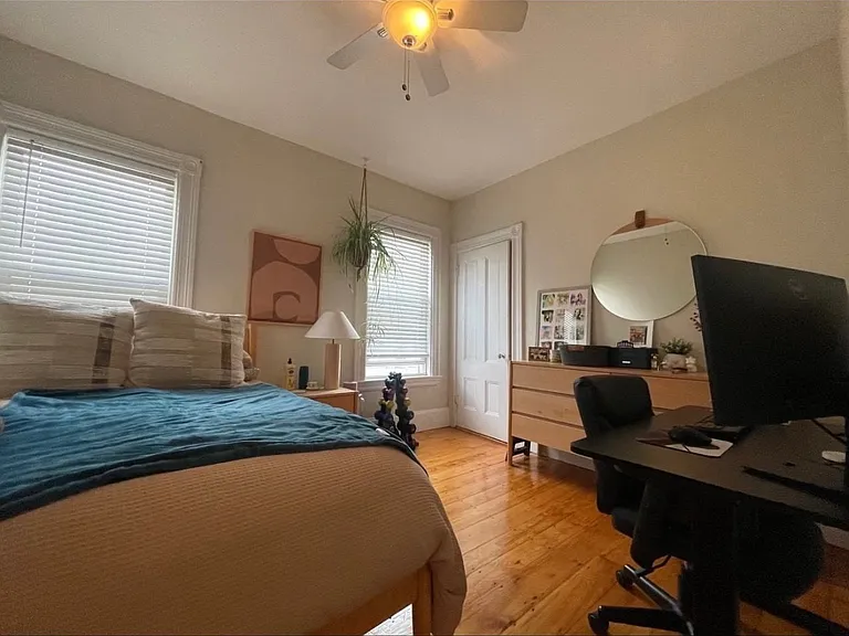 11 Monks St #1 — Photo 4