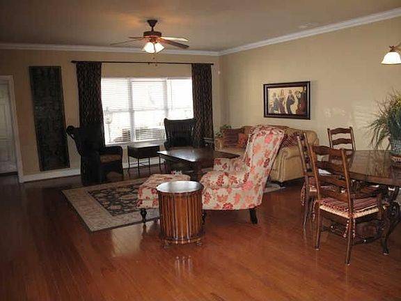 Home for Sale in Franklin, Tennessee $405,000