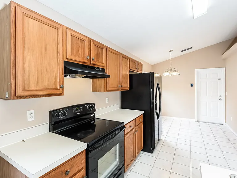 337 Riunite Cir — Photo 8