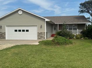 5335 Sumner Ct, Saint Marys, KS 66536