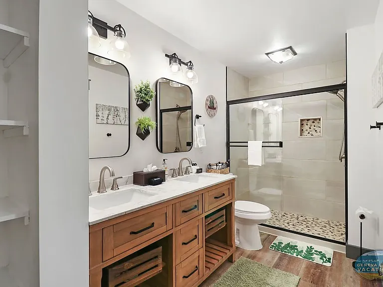 1175 La Salle Ct — Photo 17