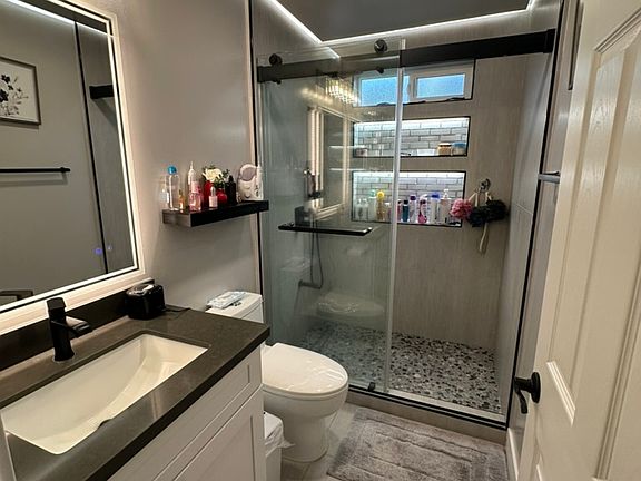5th image of 2082 Randolph Dr
