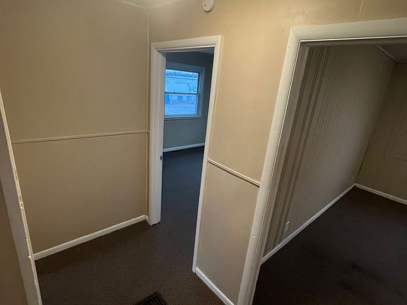 3rd image of 614 E Streeter Ave Suite 4