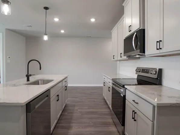 1606 Governors Blvd, Heath, TX 75032