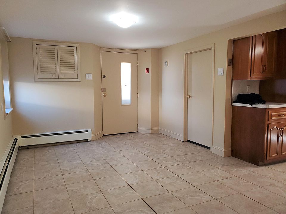 2nd image of 15901 95th St #1