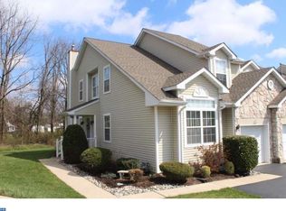 2247 Orchard Hill Cir, Warrington, PA 18976