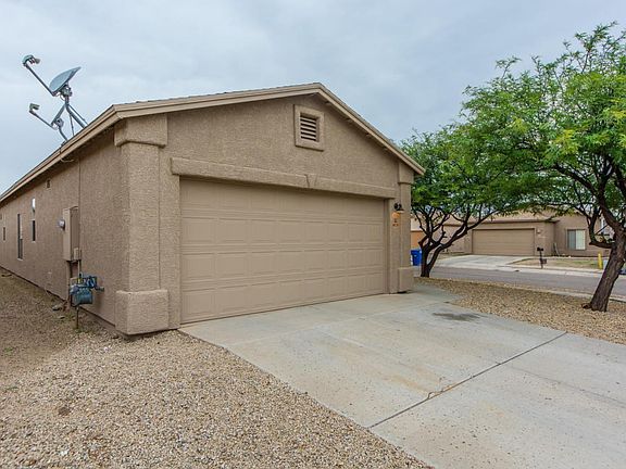 2nd image of 6628 S Stratosphere Ln