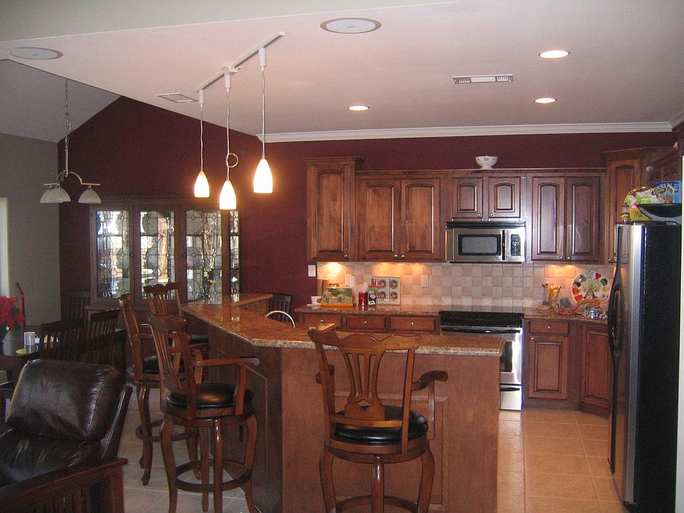 2nd image of 435 Augusta Dr