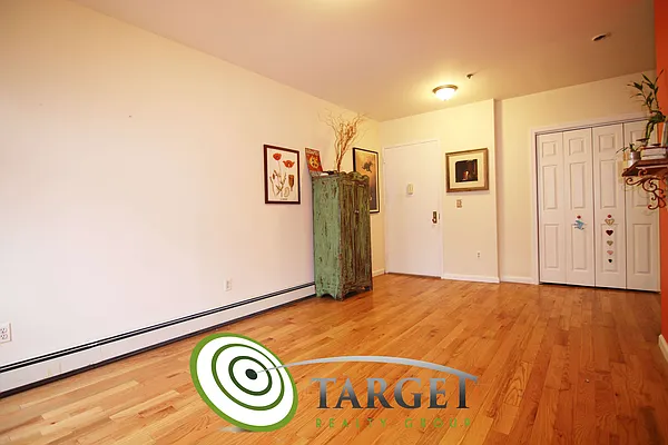 Rented by Target Realty Group | media 1