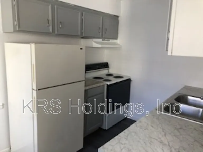 6234 Chesapeake Blvd #E — Photo 1