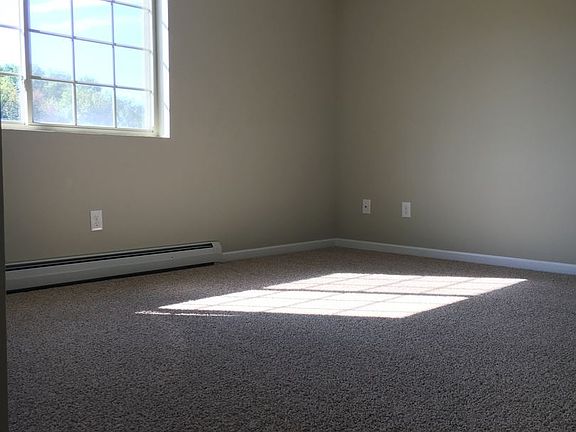 4th image of 9447 Chalkstone Crse #9445