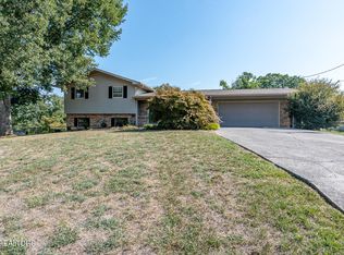 814 Marcaro Ln, Maryville, TN 37801
