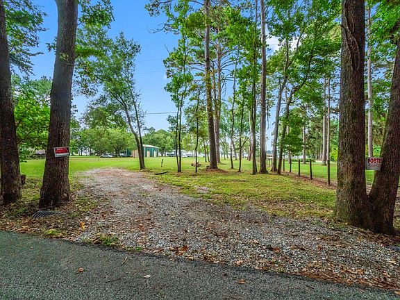 3rd image of 270 Johnson Rd