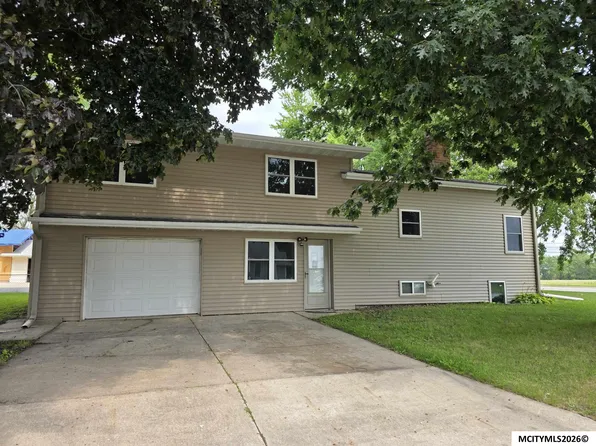 1730 S Taft Ave, Mason City, IA 50401