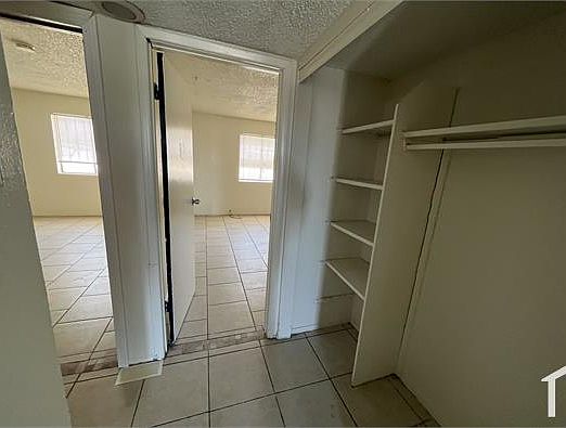 4th image of 441 N 14th St #A