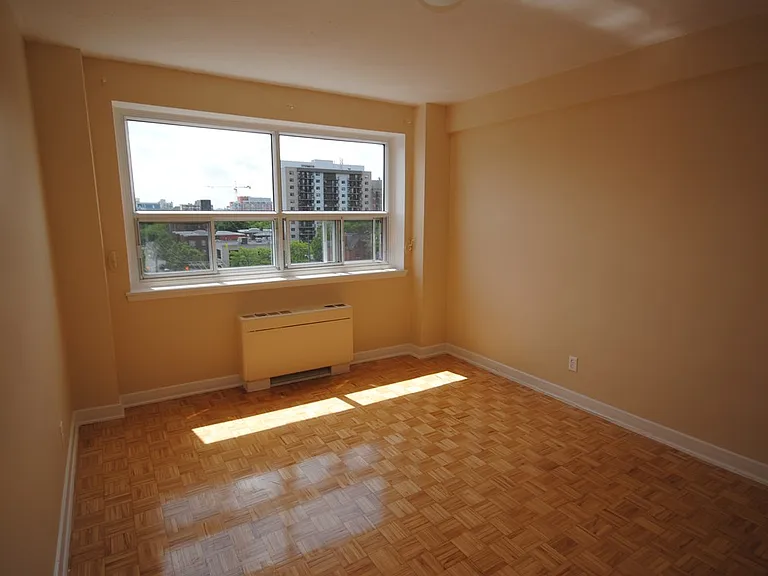 335 Cooper St — Photo 13