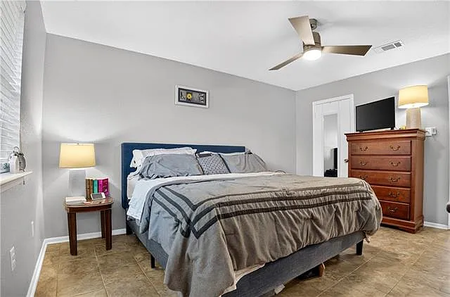 5316 Loring Dr — Photo 11
