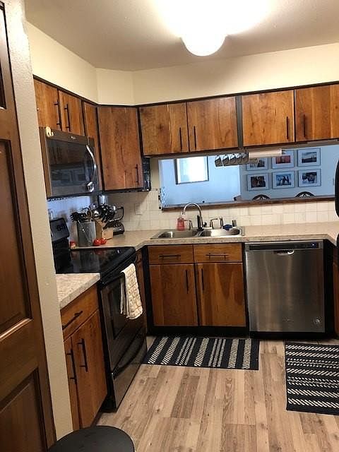 1st image of 917 Harbor House Dr Unit 7