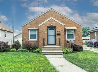 5711 34th Ave, Kenosha, WI 53144