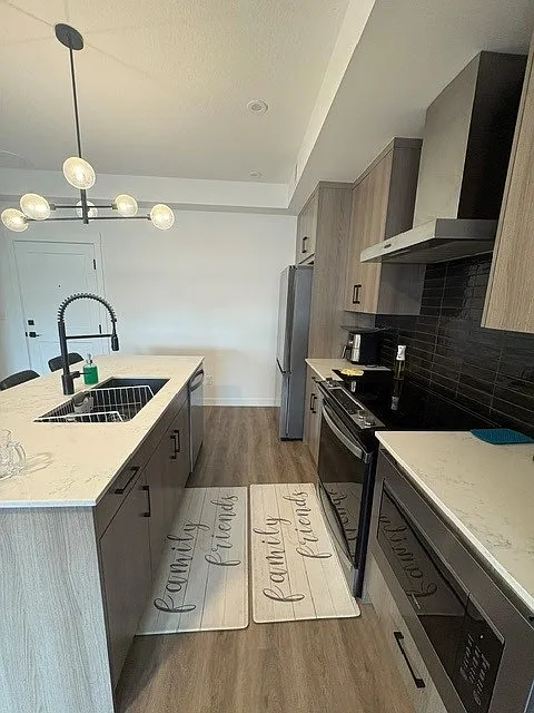 55 Lucas Way Northwest Calgary — Photo 4