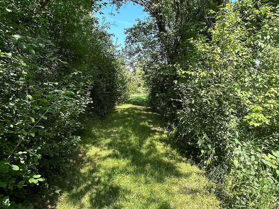 2nd image of N1261 Dalman Rd