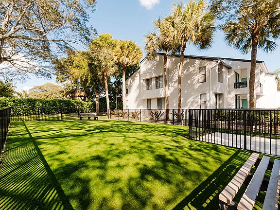 4th image of 4303 W Atlantic Blvd #1108