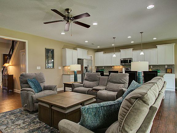5th image of 12624 Sailpointe Ln