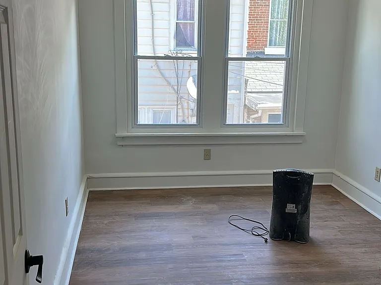 636 N Fair St — Photo 8