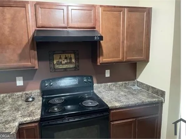 3585 Rock Ridge Dr, Rex, GA 30273