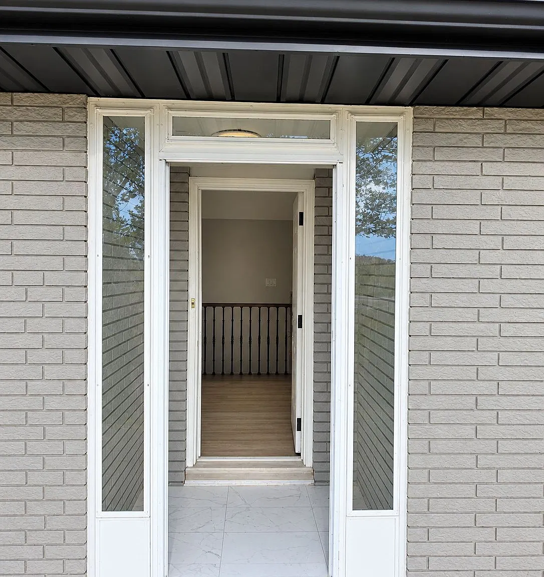 3 bed, $3,900 — Photo 2
