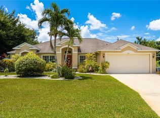 316 SE 32nd Ter, Cape Coral, FL 33904