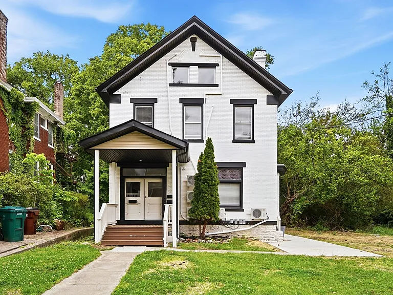 568 Hale Ave — Photo 1
