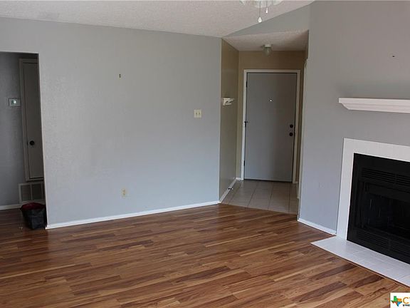 4th image of 3801 Holbert Dr