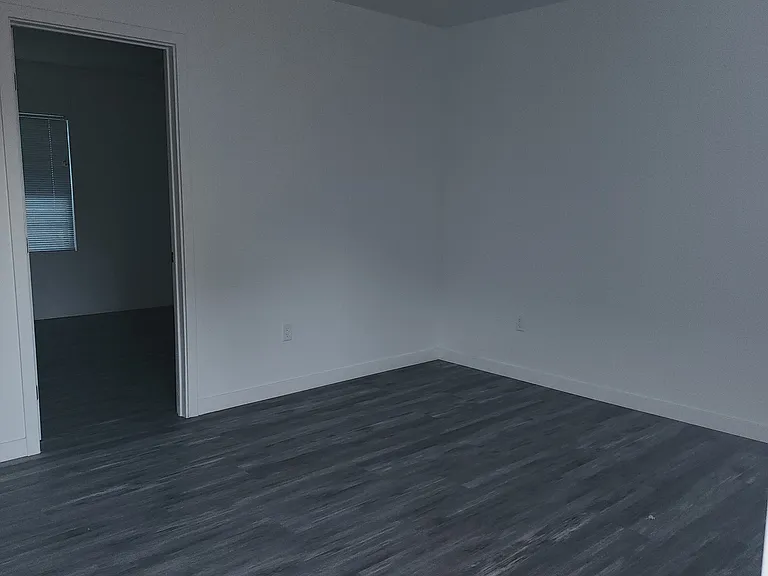 6634 Vineland Ave #2A — Photo 2
