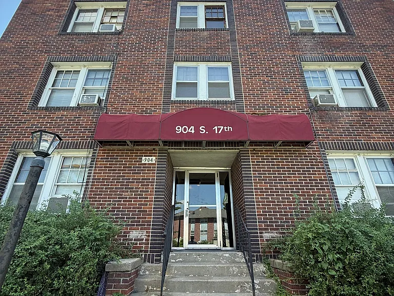 904 S 17th St #B4 — Photo 12