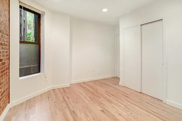 Rented by Algin Management | media 22