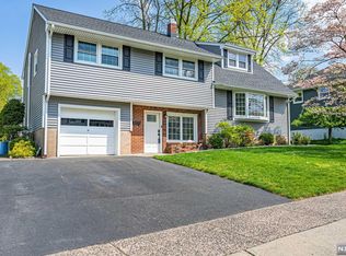 45 S Dorchester Rd, Emerson, NJ 07630