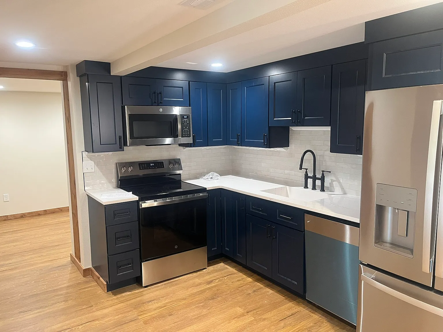 2 bed, 1313 sqft, $2,500 — Photo 2