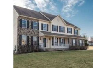71 Bella Rosa Ct, Royersford, PA 19468