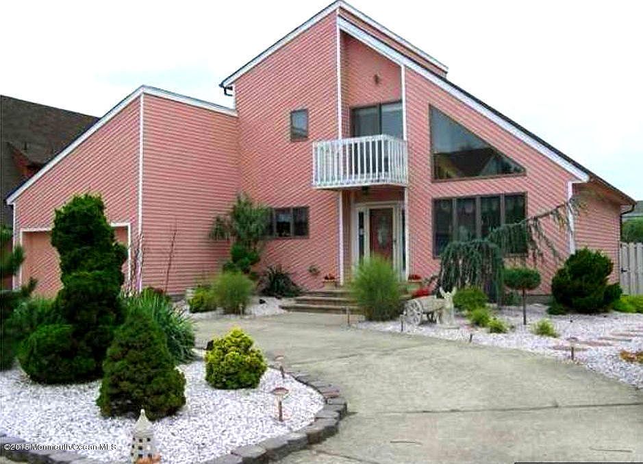 1st image of 3288 Churchill Dr