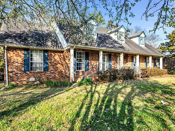 5th image of 356 Clearlake Dr W
