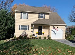 53 E Water St, Smithsburg, MD 21783