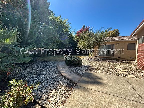 3rd image of 3432 Norwalk Pl