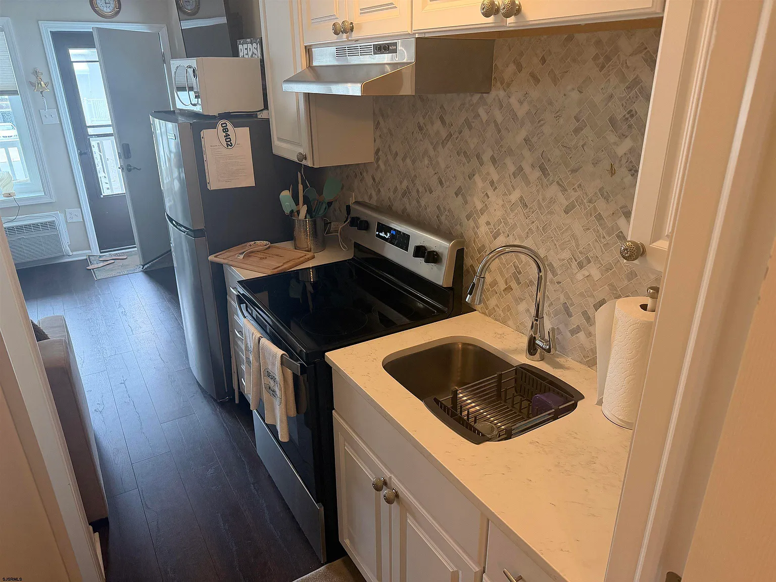 9401 Pacific Ave — Photo 3