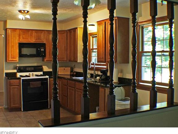 5th image of 3353 Fillmore Dr
